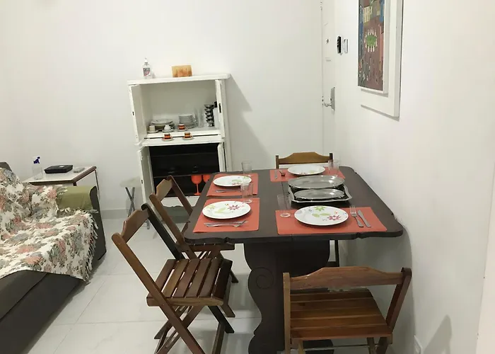 Copacabana Quadra Da Praia, 2 Quartos E Sala - No Posto 6 Rio de Janeiro